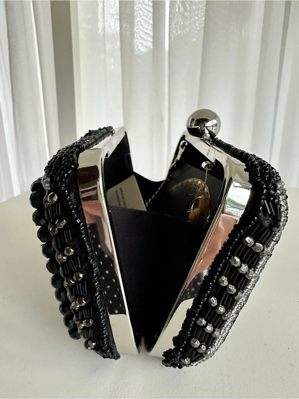 📸 Black Beaded Camera Clutch with Crystal Accents from India to you! NWT